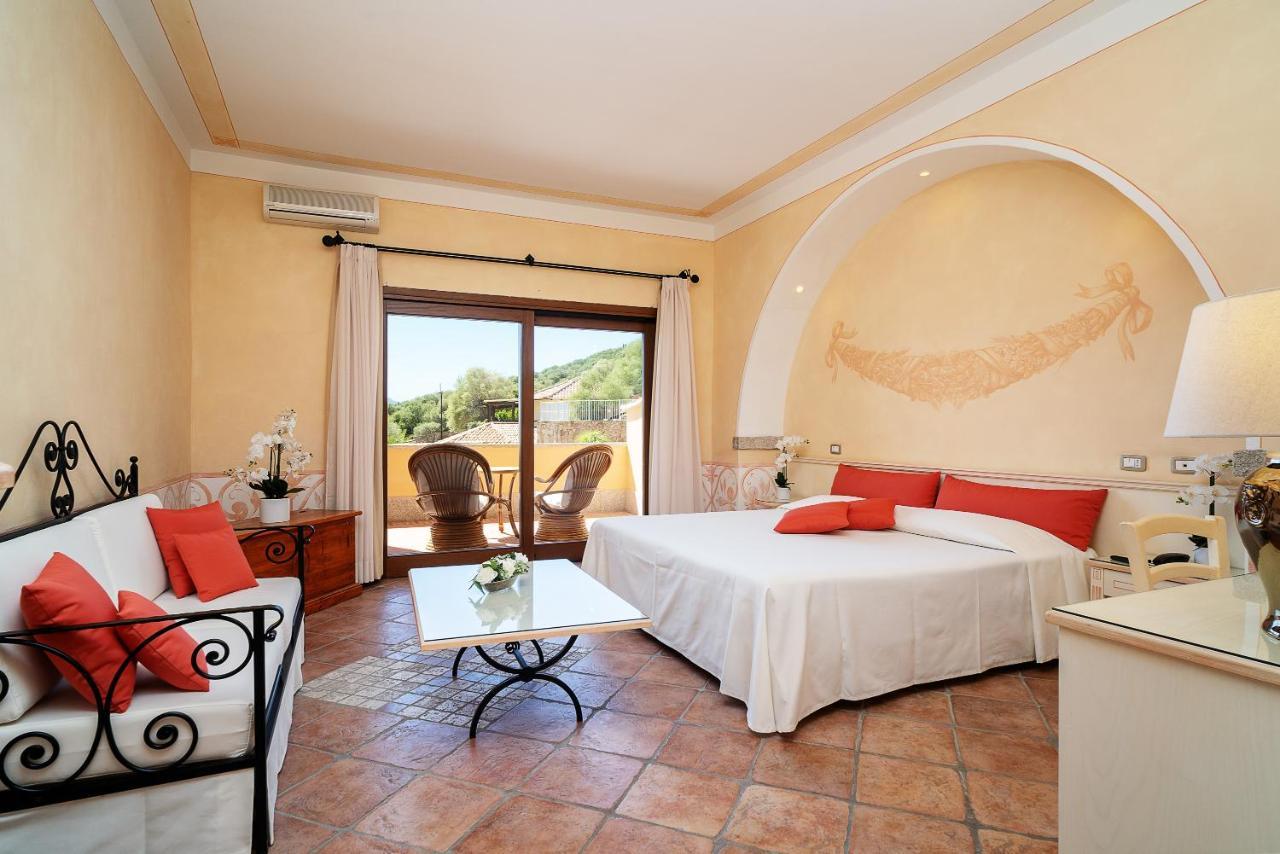 Lh Hotel Pozzo Sacro Olbia Exterior foto