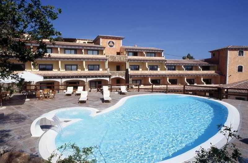 Lh Hotel Pozzo Sacro Olbia Exterior foto